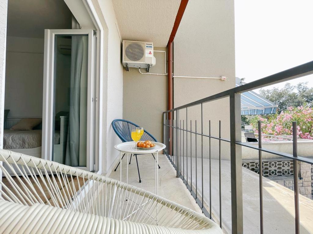 Caramel Comforts With Sea View In Stinjan Only 300 Meters From The Beach プーラ エクステリア 写真